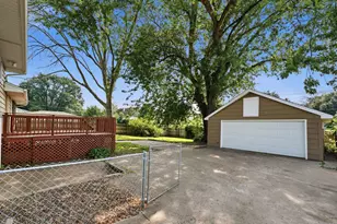 6407 Orchard Ave N, Brooklyn Park, MN 55429 - Photo 45