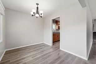 6407 Orchard Ave N, Brooklyn Park, MN 55429 - Photo 15