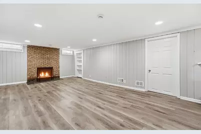 6407 Orchard Avenue N, Brooklyn Park, MN 55429 - Photo 39