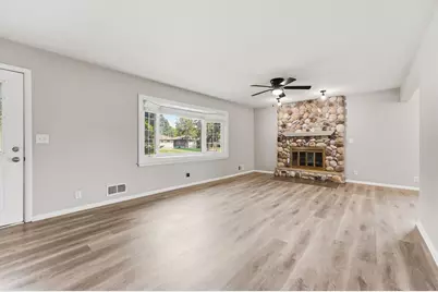 6407 Orchard Avenue N, Brooklyn Park, MN 55429 - Photo 11