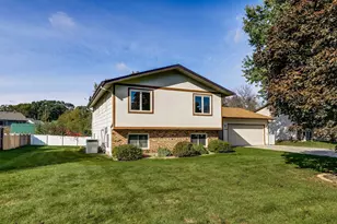 11600 Monroe St NE, Blaine, MN 55434 - Photo 3