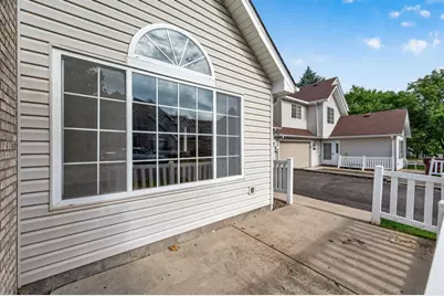7258 Brittany Lane #35, Inver Grove Heights, MN 55076 - Photo 5