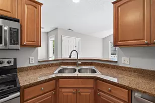 7258 Brittany Ln, Inver Grove Heights, MN 55076 - Photo 17