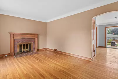 1639 Chamber Street, Saint Paul, MN 55106 - Photo 3