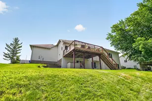 2967 Darcy Dr NE, Rochester, MN 55906 - Photo 3