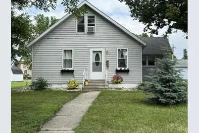 316 Oak Street, Breckenridge, MN 56520 - Photo 1