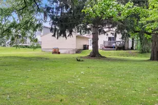 1880 Furness St, Maplewood, MN 55109 - Photo 3