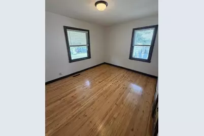 4558 Vincent Avenue N, Minneapolis, MN 55412 - Photo 11