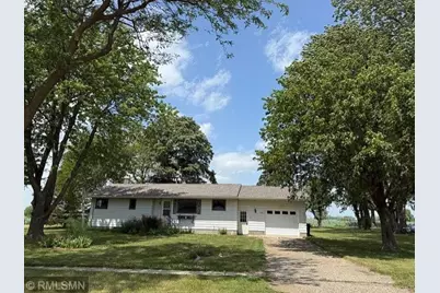 202 E North Avenue, Ellsworth, MN 56129 - Photo 1