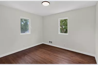2355 Nokomis Avenue, Saint Paul, MN 55119 - Photo 11