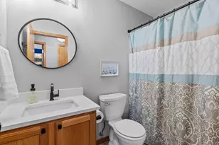7527 Hampton Ln, Shakopee, MN 55379 - Photo 15