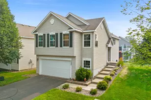 7527 Hampton Ln, Shakopee, MN 55379 - Photo 1