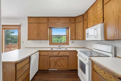 710 Kinney Road, Hudson, WI 54016 - Photo 15