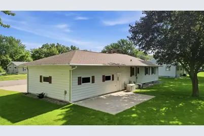 16 Minnesota Avenue W, Minnesota Lake, MN 56068 - Photo 33