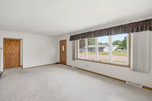16 Minnesota Ave W, Minnesota Lake, MN 56068 - Photo 7