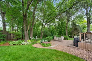 12500 Dorchester Trail, Apple Valley, MN 55124 - Photo 33