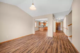 1166 Blackbird Dr SW, Hutchinson, MN 55350 - Photo 15