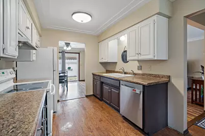 2004 Arkwright Street, Maplewood, MN 55117 - Photo 21