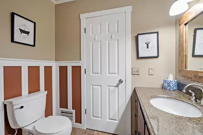 2004 Arkwright Street, Maplewood, MN 55117 - Photo 35