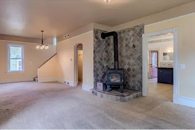 520 12th Street SE, Menomonie, WI 54751 - Photo 9