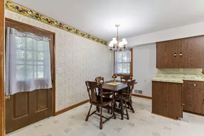 5801 Orchard Avenue N, Crystal, MN 55429 - Photo 9