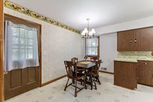 5801 Orchard Ave N, Crystal, MN 55429 - Photo 9