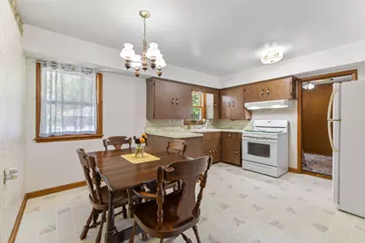5801 Orchard Avenue N, Crystal, MN 55429 - Photo 9