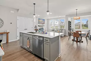 6324 Larkspur Ln, Corcoran, MN 55340 - Photo 9