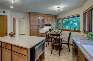 690 Linwood Ave, Saint Paul, MN 55105 - Photo 13