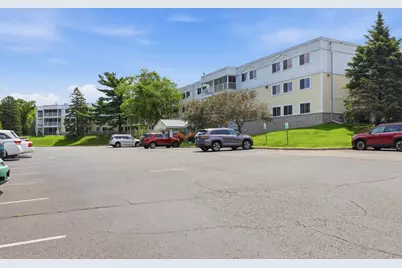 122 Demont Avenue E #370, Little Canada, MN 55117 - Photo 29