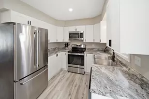 411 11th Ave SE, Faribault, MN 55021 - Photo 5