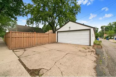 418 Brimhall Street, Saint Paul, MN 55105 - Photo 23
