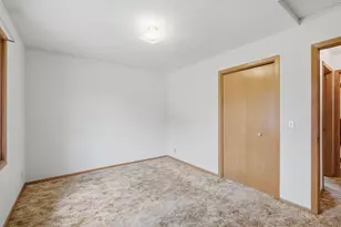 7938 Girard Ct N, Brooklyn Park, MN 55444 - Photo 11