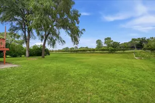 7938 Girard Ct N, Brooklyn Park, MN 55444 - Photo 19