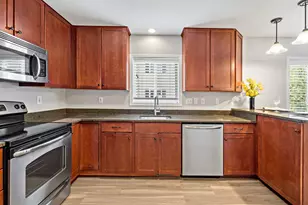 6453 Regency Ln, Eden Prairie, MN 55344 - Photo 33