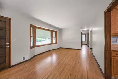 8807 Colfax Avenue S, Bloomington, MN 55420 - Photo 15