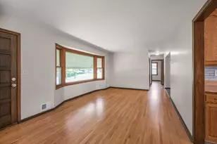 8807 Colfax Ave S, Bloomington, MN 55420 - Photo 15