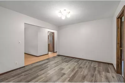 8807 Colfax Avenue S, Bloomington, MN 55420 - Photo 7