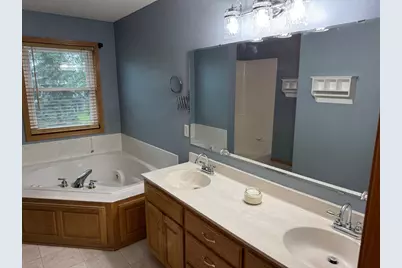 17452 Goodland Path, Lakeville, MN 55044 - Photo 7