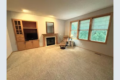17452 Goodland Path, Lakeville, MN 55044 - Photo 5