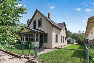 998 Woodbridge St, Saint Paul, MN 55117 - Photo 1