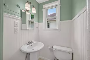 998 Woodbridge St, Saint Paul, MN 55117 - Photo 11