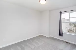 2217 Gateway Hill Rd, North Saint Paul, MN 55109 - Photo 25