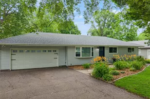 124 Harrington Dr, Long Lake, MN 55356 - Photo 3