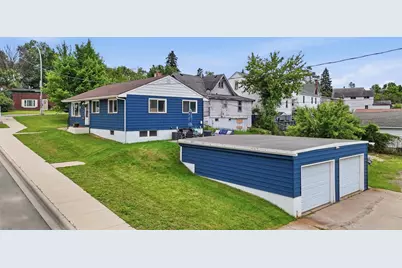 1007 Grant Avenue, Eveleth, MN 55734 - Photo 1