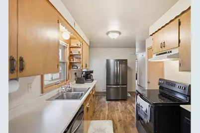 1007 Grant Avenue, Eveleth, MN 55734 - Photo 15