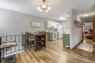 7608 Maplebrook Pkwy N, Brooklyn Park, MN 55445 - Photo 13