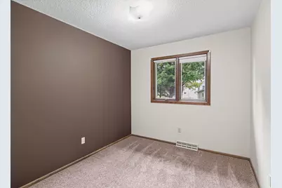 1589 Crest Drive, Chaska, MN 55318 - Photo 21