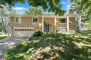 4640 Decatur Ave N, New Hope, MN 55428 - Photo 1