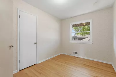 2122 Mesabi Avenue, North Saint Paul, MN 55109 - Photo 13